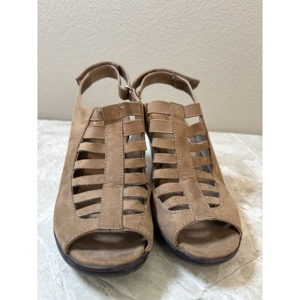 CROFT and BARROW Haywheat Brown Open Toe Ankle Strap Heels Samdals Womens Sz 6.5